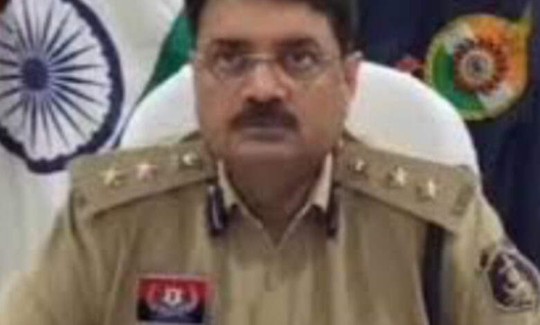 न्यायधानी के एसएसपी ने विद्यार्थी परिषद के लोगो को किया अपमानित….शहर में बढ़ते अपराध को कम कर पाने में बिलासपुर पुलिस की नाकामी की चर्चा जोरो में….मामला पंहुचा मुख्य्मंत्री सचिवालय…..