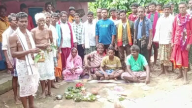 बस्तर में धर्म जागरण का दिखा असर…..बड़ी संख्या में लोगो ने की धर्म वापसी….लालच और प्रलोभन को बताया धर्म से अलग होने का कारण….